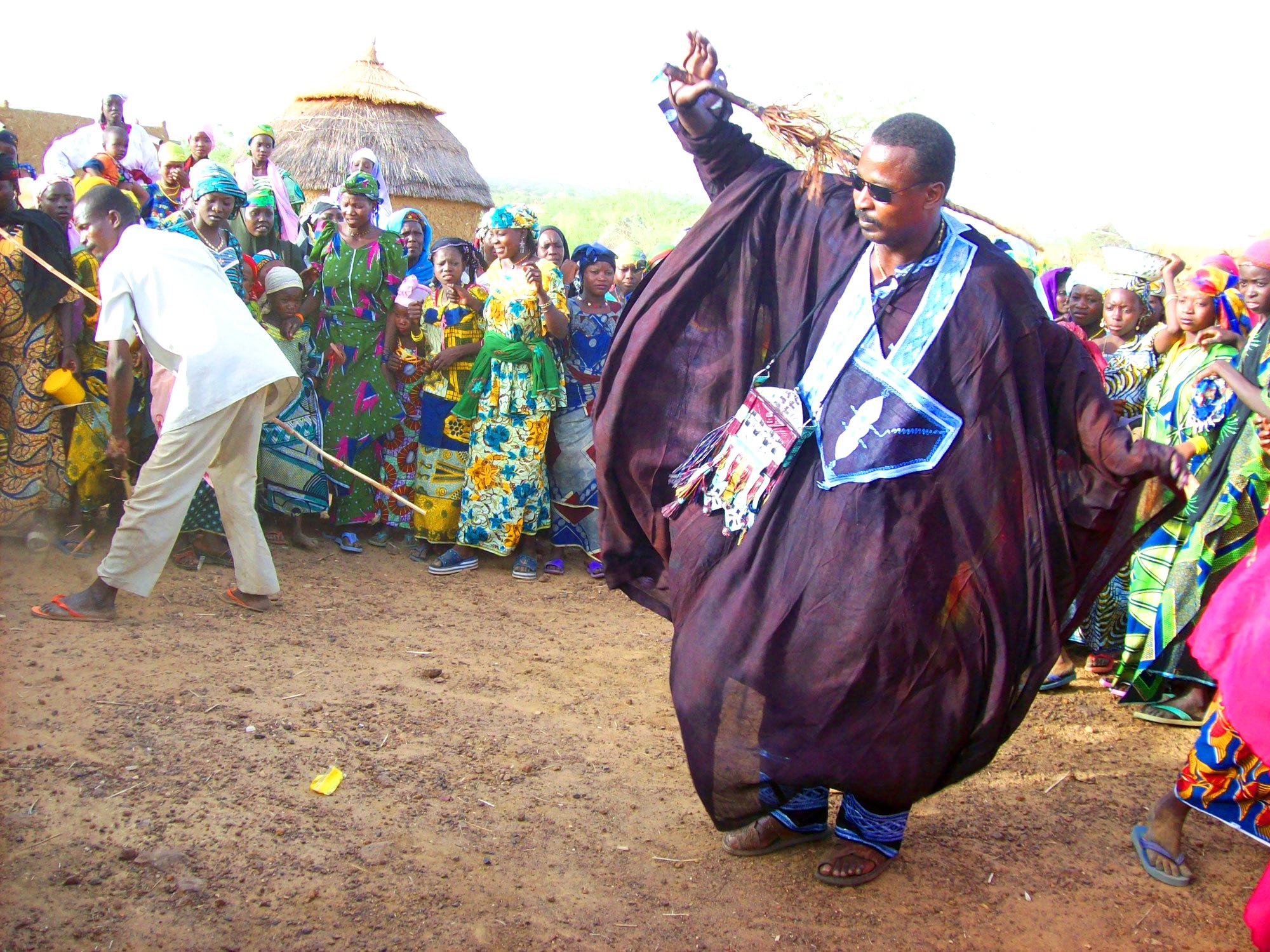 Danse Bako ( Photo ) : jimcdn.com