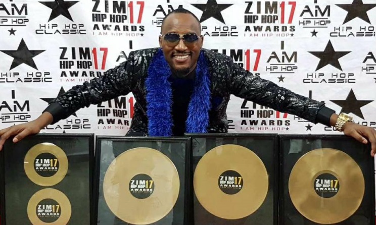 Mudiwa won four awards.