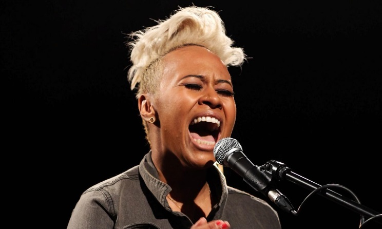 British singer Emeli Sandé is no stranger to sports ceremonies.
