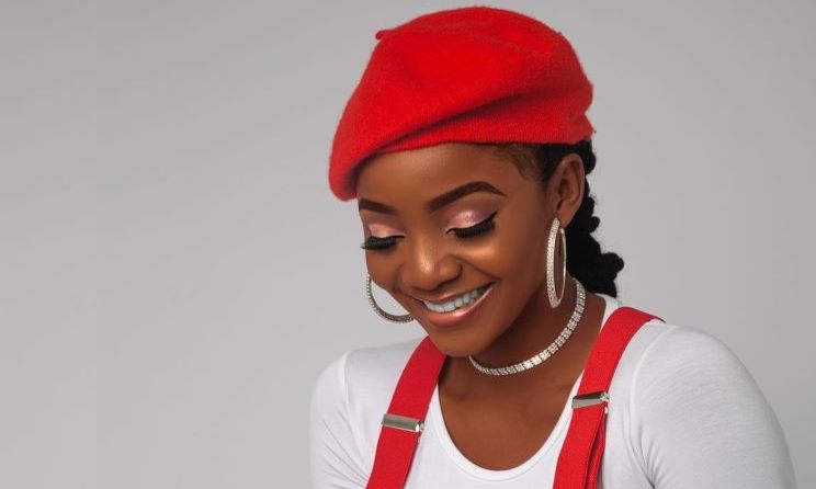 Simi remade the Ebenezer Obey juju classic 'Aimasiko'. Photo: Opera