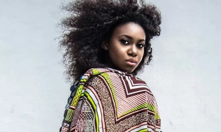 Niniola's 'Oyin' is a throwback to R&B of the '90s.