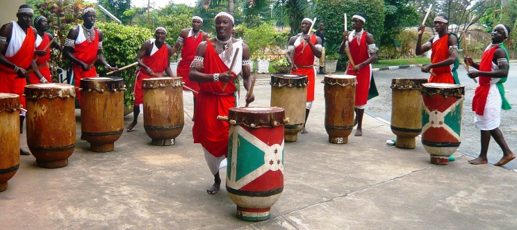 Tambourinaires du Burundi. Photo: lefayol