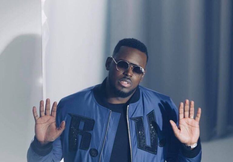 KeBlack annonce la sortie d'un nouvel album en mai. Source photo: page Facebook de KeBlack.