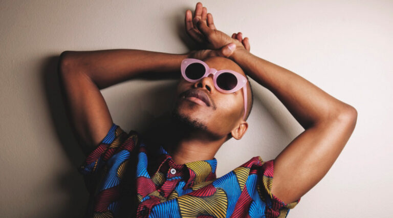 Le chanteur sud-africain Nakhane (Photo) : thefuss.co.za