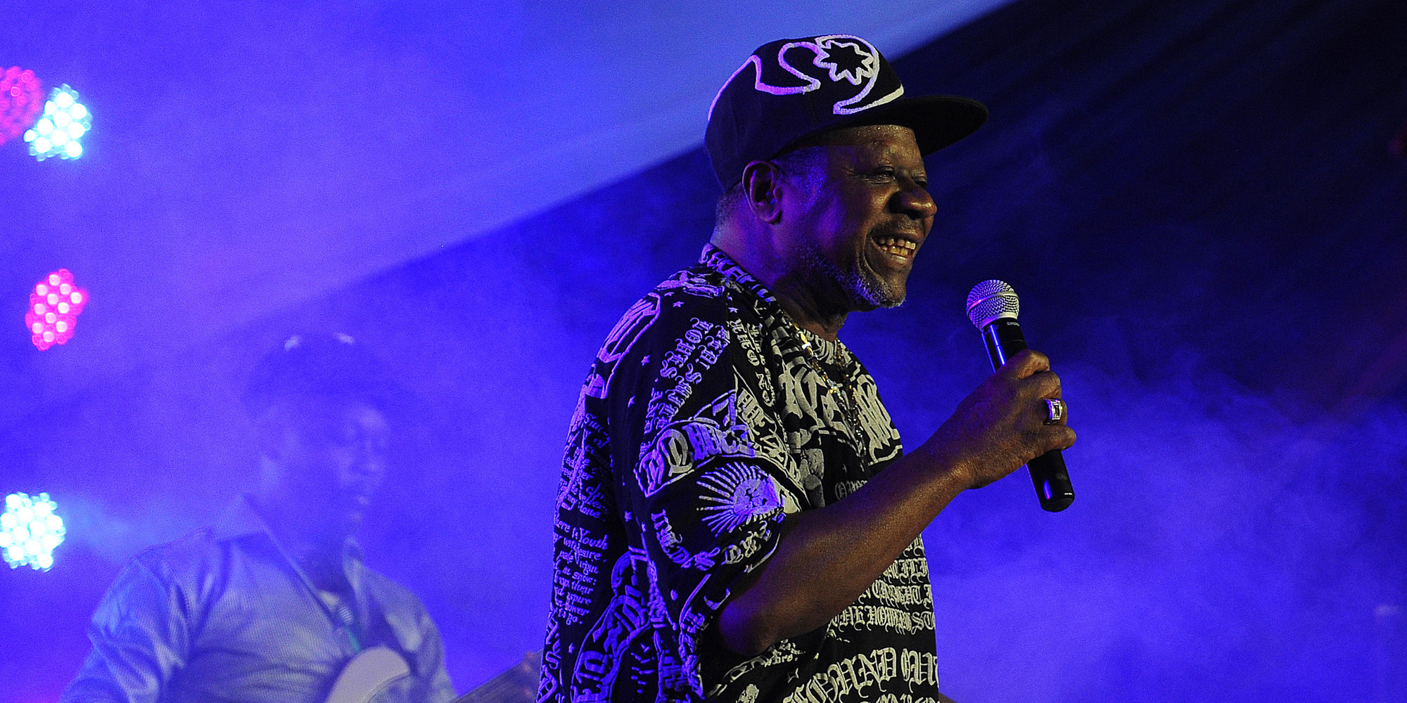 Le chanteur congolais Papa Wemba pendant un concert. Photo : culturebox.francetvinfo.fr