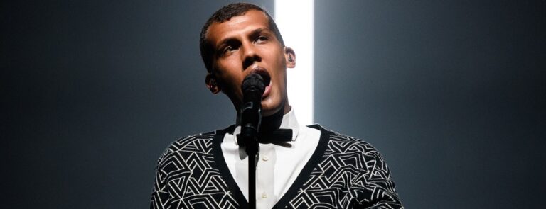 Le chanteur Stromae pendant un concert.