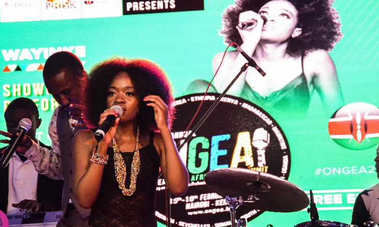 Kenyan singer Wayinke showcasing at the 2018 ONGEA! Summit.