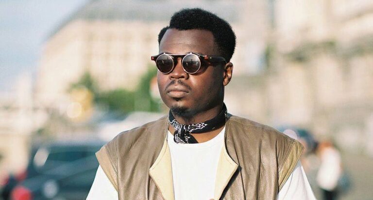Le rappeur belge d'origine congolaise dévoile un nouveau single "King of Congo". (Source photo) : page Facebook de Badi.