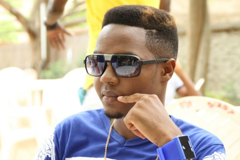 L'artiste Burundais Masterland (Photo) : Hot257
