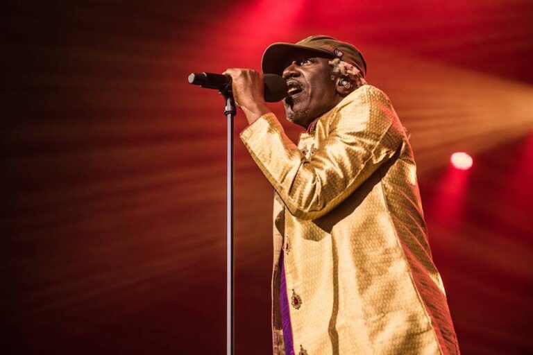 Alpha Blondy sur scène (Photo) : Facebook Officiel