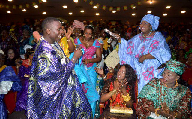 Diby Dramé à la 13e édition de la grande nuit du bazin (Photo) : sanslimitesn.com