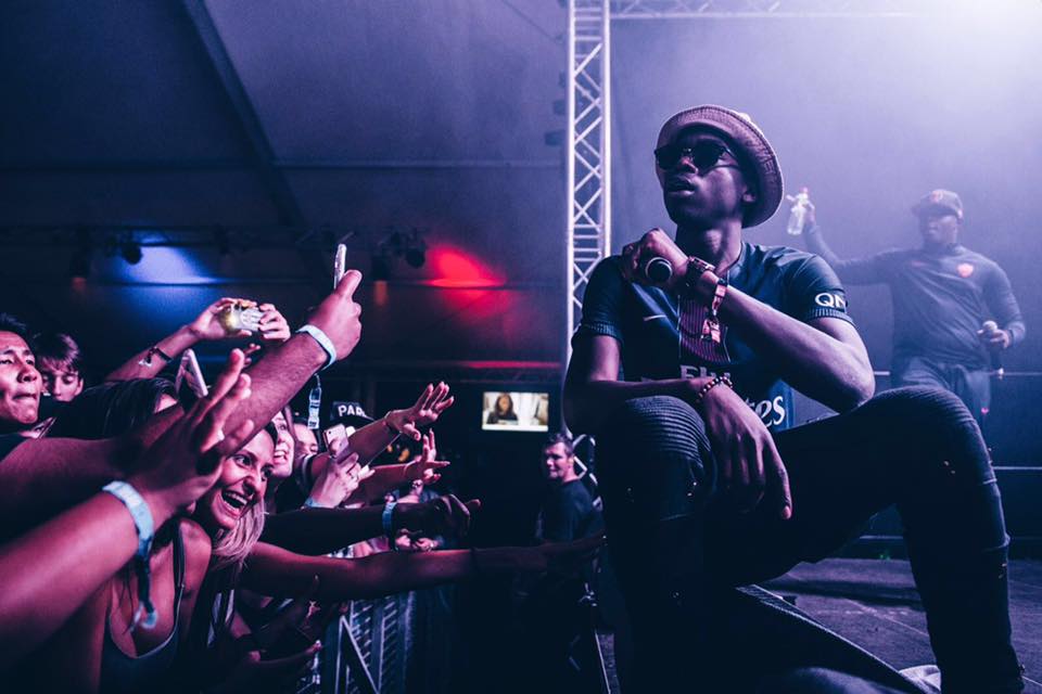 Le rappeur franco-guinéen MHD est attendu au Dour Festival, le 14 juillet prochain. (Source photo) : Life Magazine.
