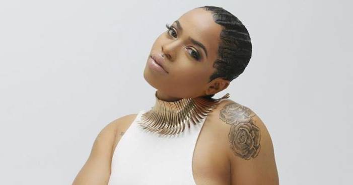 La chanteuse camerounaise Blanche Bailly (Photo) : droit réservé