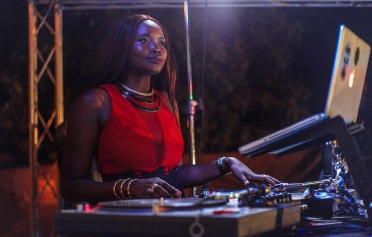 DJ Zeyna (Photo) : Facebook Officiel