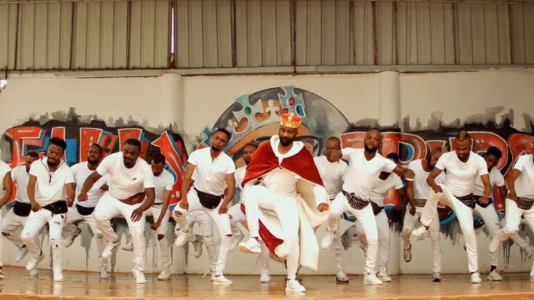 Capture Youtube clip "École" de Fally Ipupa.