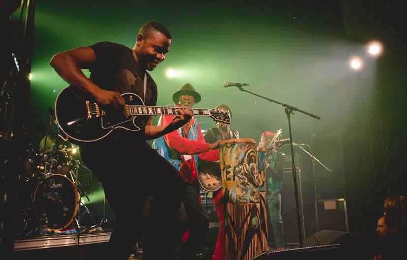 Jupiter & Okwess International pendant un concert. (Photo) : Patrice Dorizon