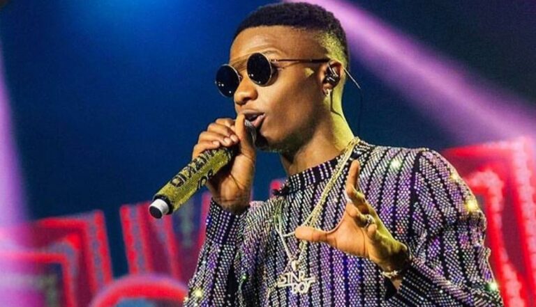 Le chanteur nigérian Wizkid nominé dans la catégorie "Artiste de l'année" (Artist of the year). (Photo) : NativeMag.
