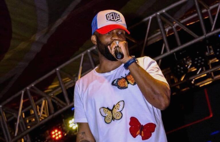 Le chanteur congolais Fally Ipupa lors d'un concert à Kinshasa. (Photo) : Fally Ipupa/Facebook.