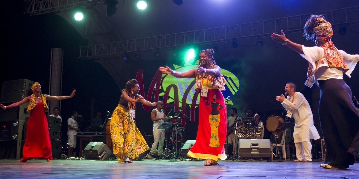 marchedesartsduspectacledabidjan