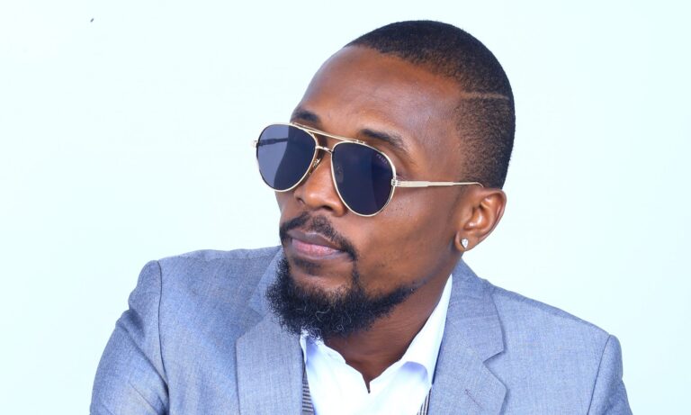 Le chanteur ivoirien Serge Beynaud est nominé dans la catégorie "Meilleure artiste coupé-décalé" au PRIMUD 2018. (Photo) : sergebeynaud.com