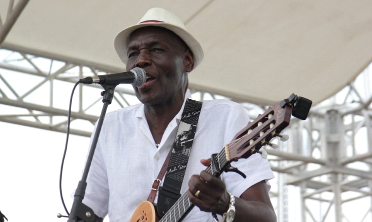Oliver Mtukudzi will be performing in Rwanda for the first time.