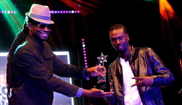 Le rappeur Xuman et l'animateur Pape Gueye aux GHHA 2017 (Photo) : Dakarbouge.com