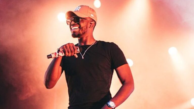 Dadju sur scène (Photo) : nrj.fr