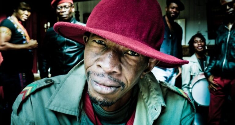 Jupiter & Okwess International. (photo) : Micky Clément.