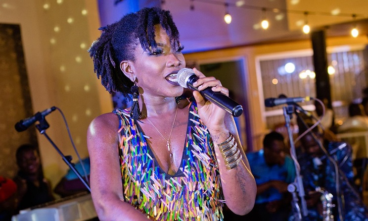 The late Ebony Reigns was posthumously crowned Artist of the Year at the 2018 Vodafone Ghana Music Awards.