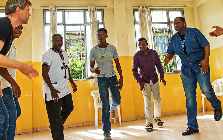 The video tutorials are ideal for learning and perfecting rhythmic ensemble playing for groups.