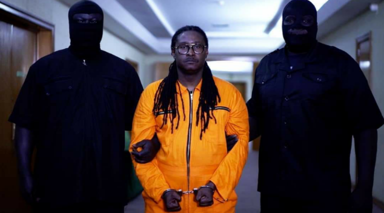 Awadi dans « L'impertinent » (Photo) : generations224.com