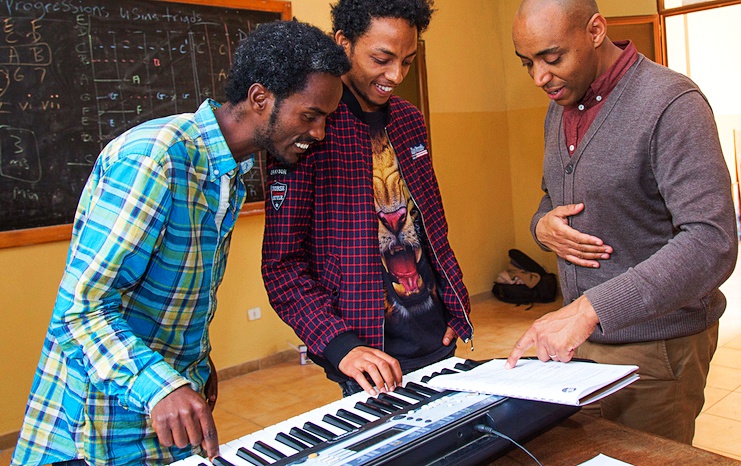 keyboard-harmony-res