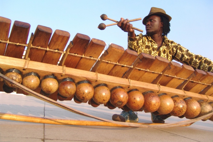 Mozambique formulated its first official cultural policy in 1997. In the photo: Cheny Wa Gune. Photo: Werner Puntigam