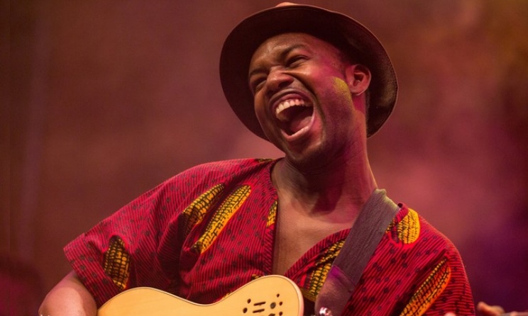 Kyekyeku & Ghanalogue Highlife will play in Spain courtesy of the Ghana Vis a Vis project.