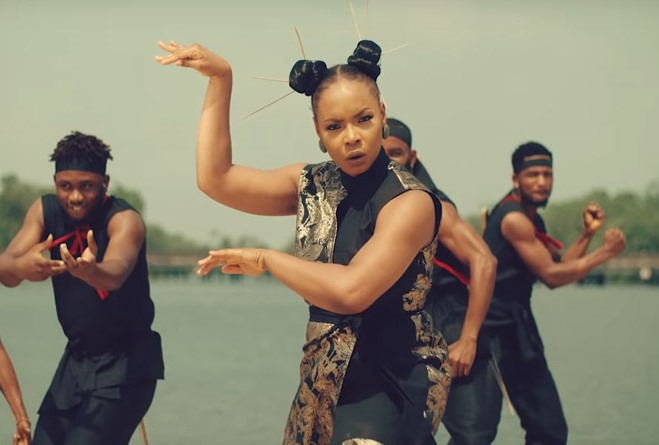 Yemi Alade. Capture YouTube "Oga".