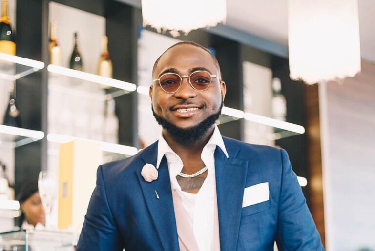 Davido (Photo) : Fortune.