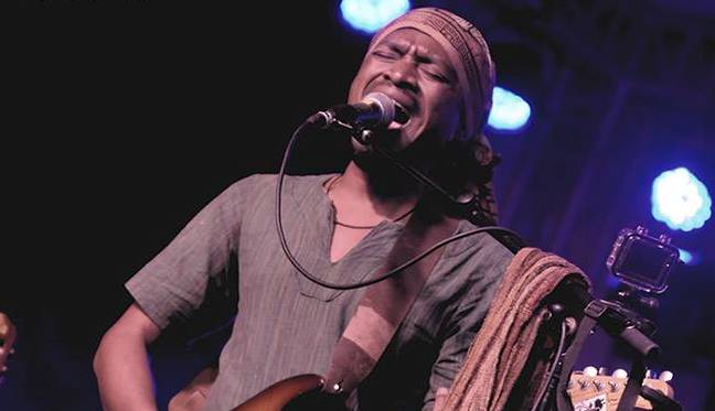 Le chanteur réunionnais Dago Roots sur la scène de l'IOMMA 2018 (Photo) : Guillaume Belaud.