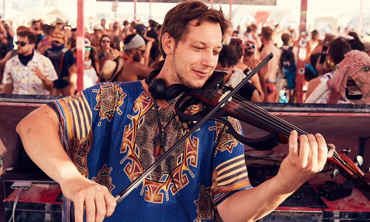 'Elves of Karoo', a music video by Germany musician Seth Schwarz and Dane artist DJ Be Svendsen came tops in the International Competition of Music Videos category. In the Photo: Seth Schwarz. Photo: Facebook