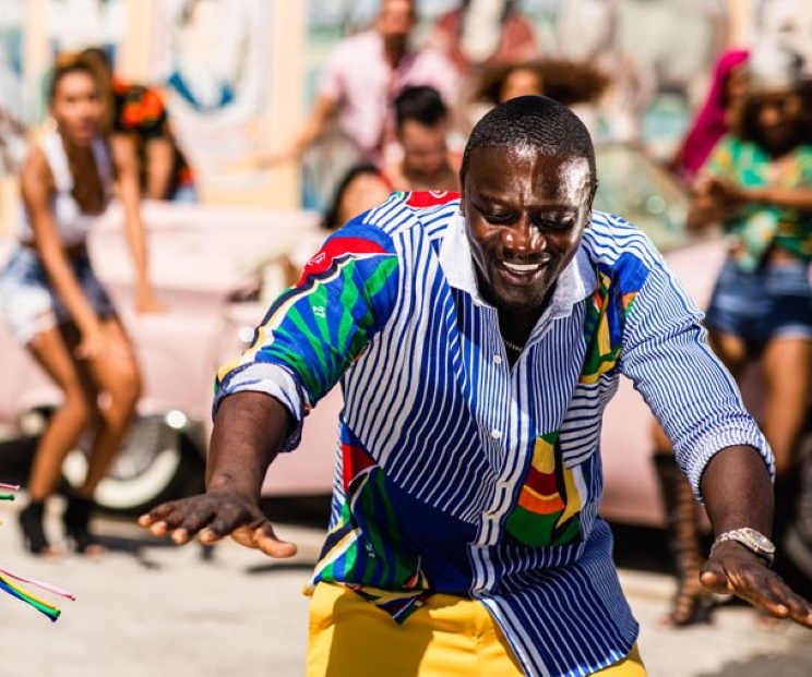Akon (Photo) : Noledge (source) : us.hola.com