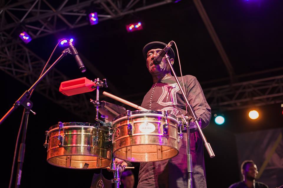 Le batteur de l'Orchestra Baobab au concert des 40 ans du Goethe Institut (Photo) : Stéphanie Nikolaïdis.