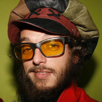 Derek Debru