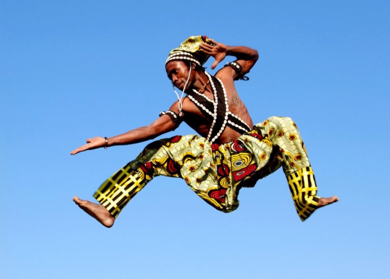 Le danseur Mohamed Bangoura (Photo) : helloasso.com