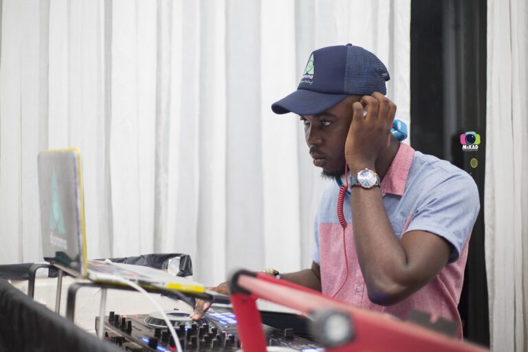 DJ Aroma at the View All Black Party