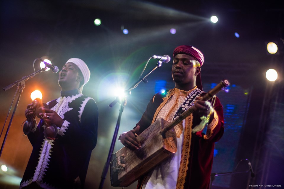 Les groupes évoluant dans le rock, le hip hop, le gnaoua et la fusion, peuvent s'inscrire à l'OMMA.