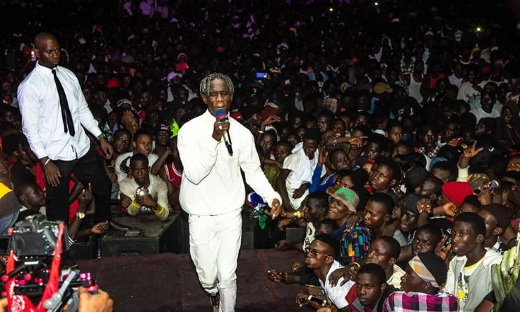 Jizzle is currently one of Gambia's favorite Afrobeats star