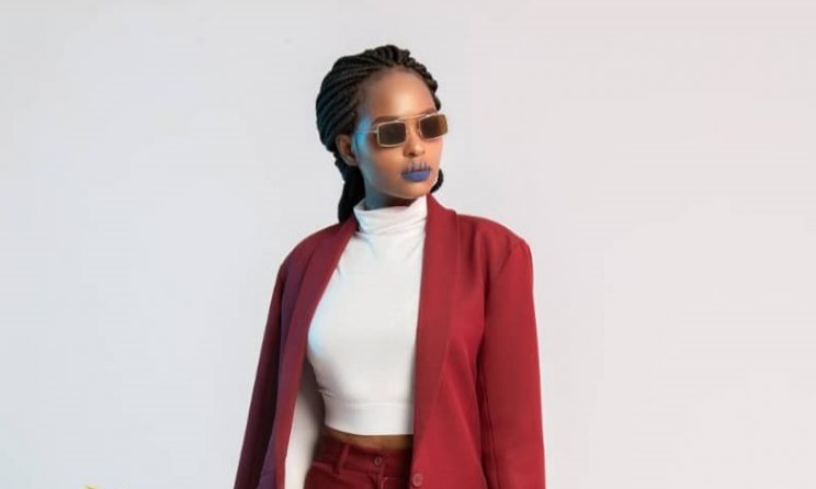 Tuno is nominated in the Female Artist of the Year category.