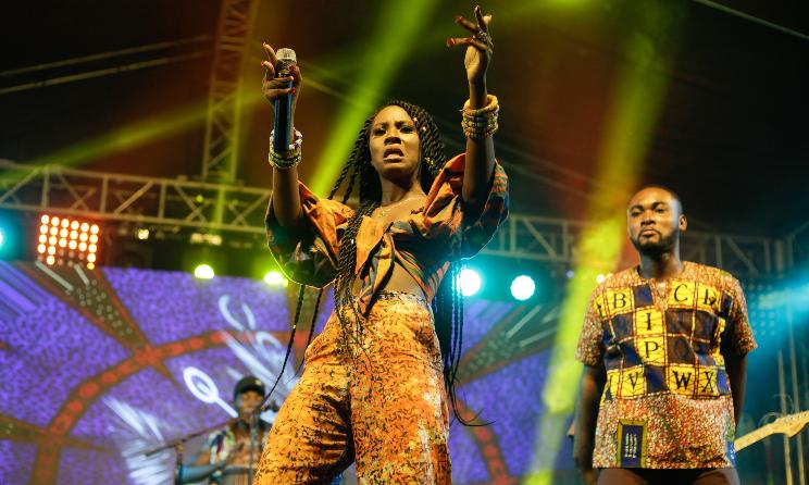 La chanteuse ghanéenne Cina Soul sur la scène d'ACCES 2019 (Photo) : Paul Addo