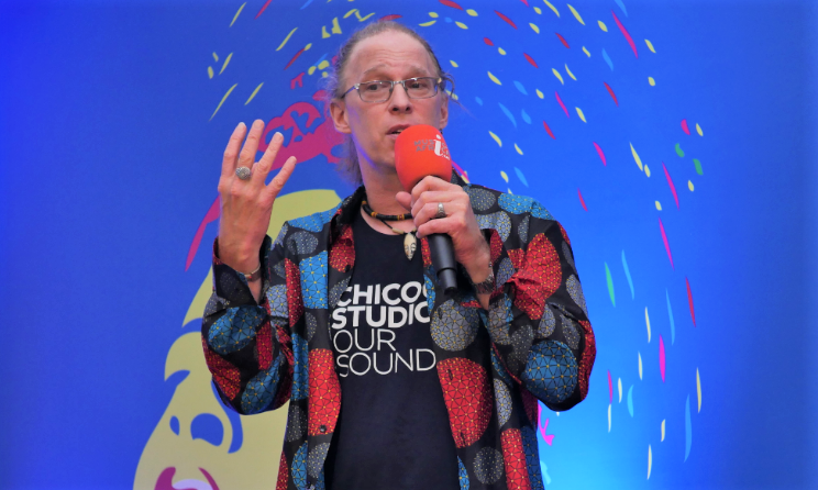 American academic and musician Mark LeVine presenting his work at Kakuma Refugee Camp during an ACCES 2019 conference session in Accra, Ghana. Photo: So Fraiche