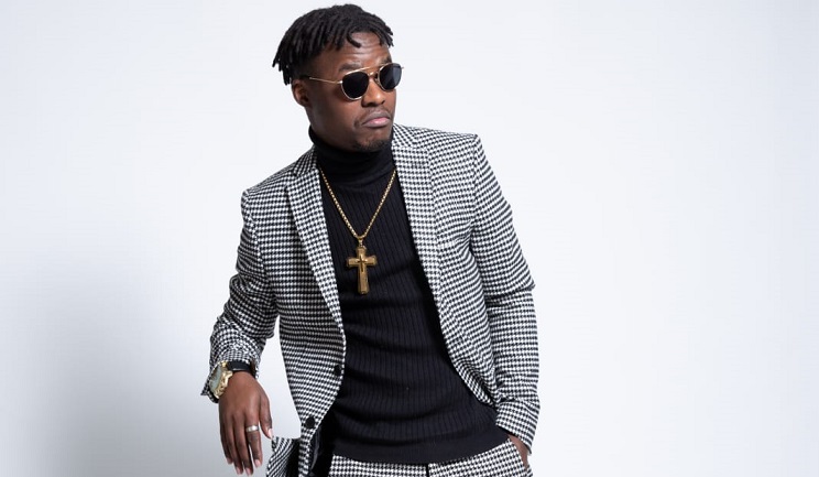 L'artiste franco-rwandais MK Isacco (Photo) : Romaingomes_photographer