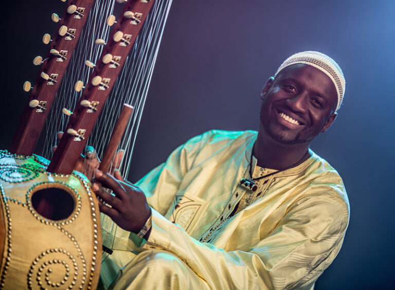Seckou Keïta et sa kora (Photo) : nuvol.com
